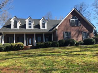 4311 Ashford Bluff Dr, Seneca, SC 29678