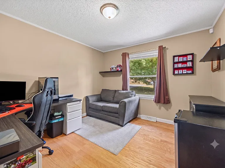 324 Bright Ave — Photo 12