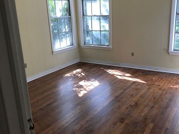 5th image of 340 Fagg Dr