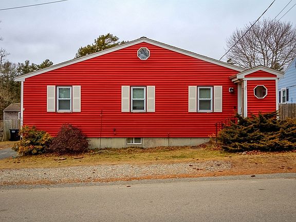 2nd image of 102 Lake Dr