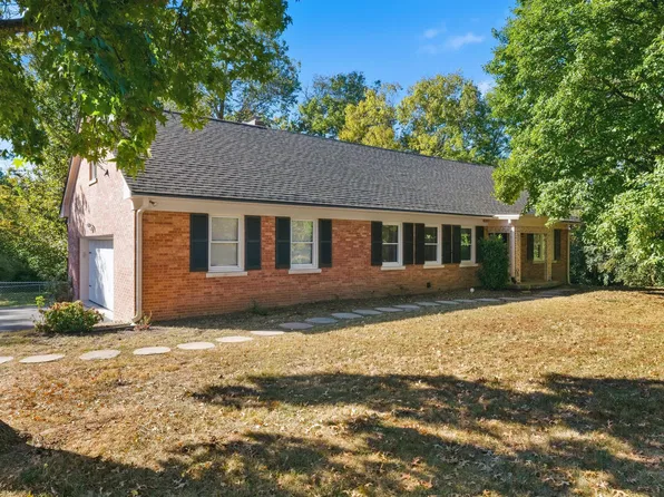 2516 Versailles Rd, Lexington, KY 40504