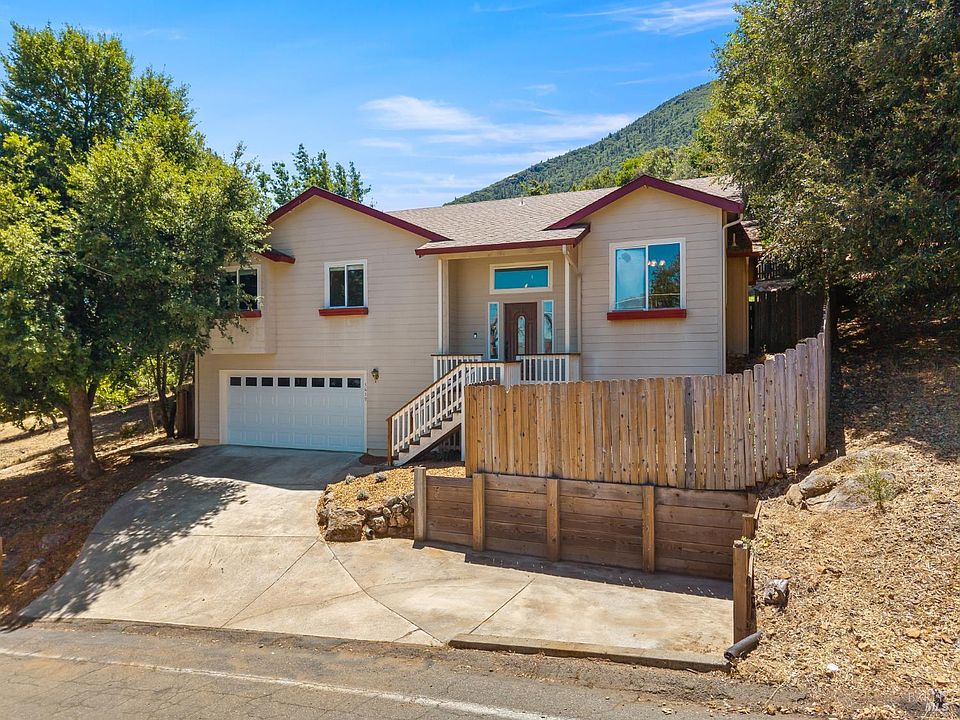 1st image of 3639 Pine Terrace Drive