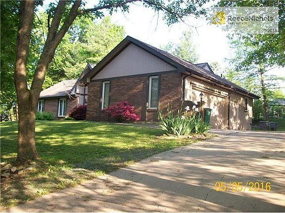 Front of House from Driveway