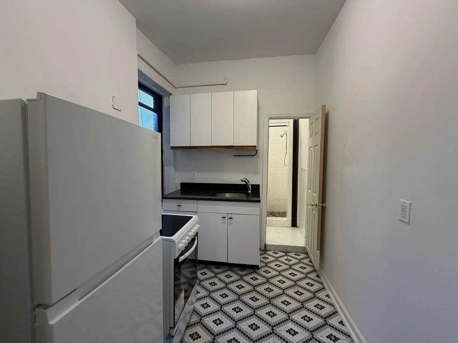 56 Morton Street — Photo 4