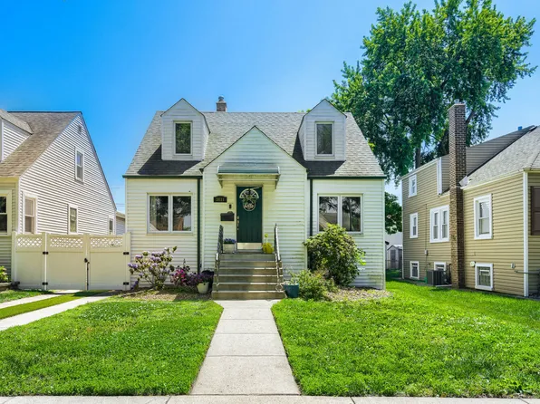 3811 W 110th St, Chicago, IL 60655