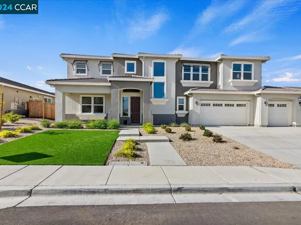 251 Eagle Nest Dr, Oakley, CA 94561