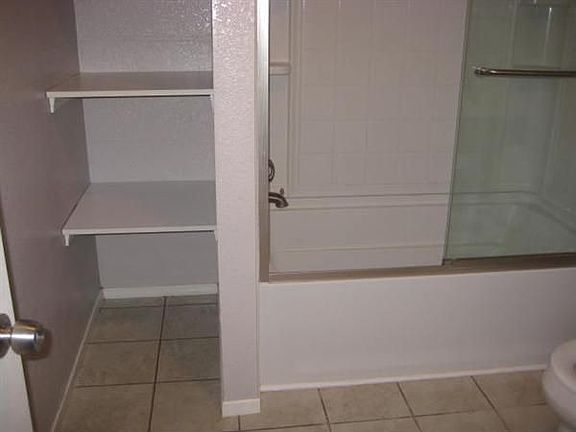 5th image of 2090 Primrose Dr
