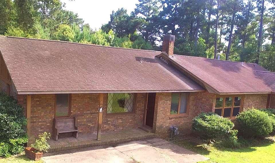 1st image of 281 W Locke Ave