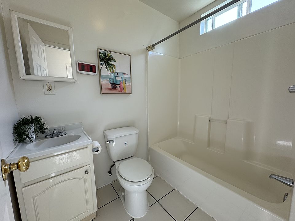 2nd image of 1170 W 37th St