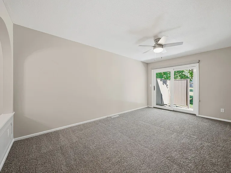 1941 Devonshire Dr #3 — Photo 15