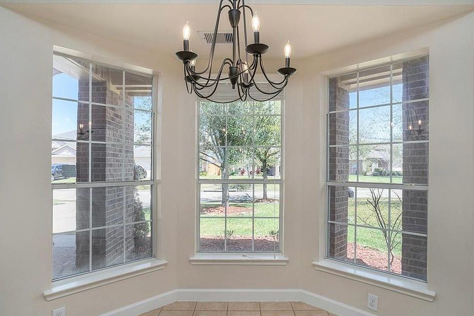 1st image of 2313 Cantabria Ln