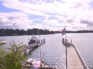 15958 Virginia Point Rd NE, Poulsbo, WA 98370