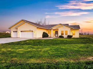 9247 W Kuna Rd, Kuna, ID 83634