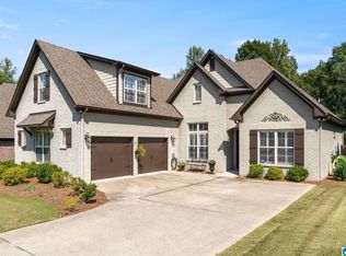 302 Dunrobin Cir, Pelham, AL 35124