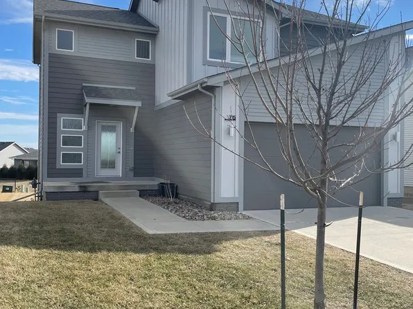 715 Napoli Ave, West Des Moines, IA 50266