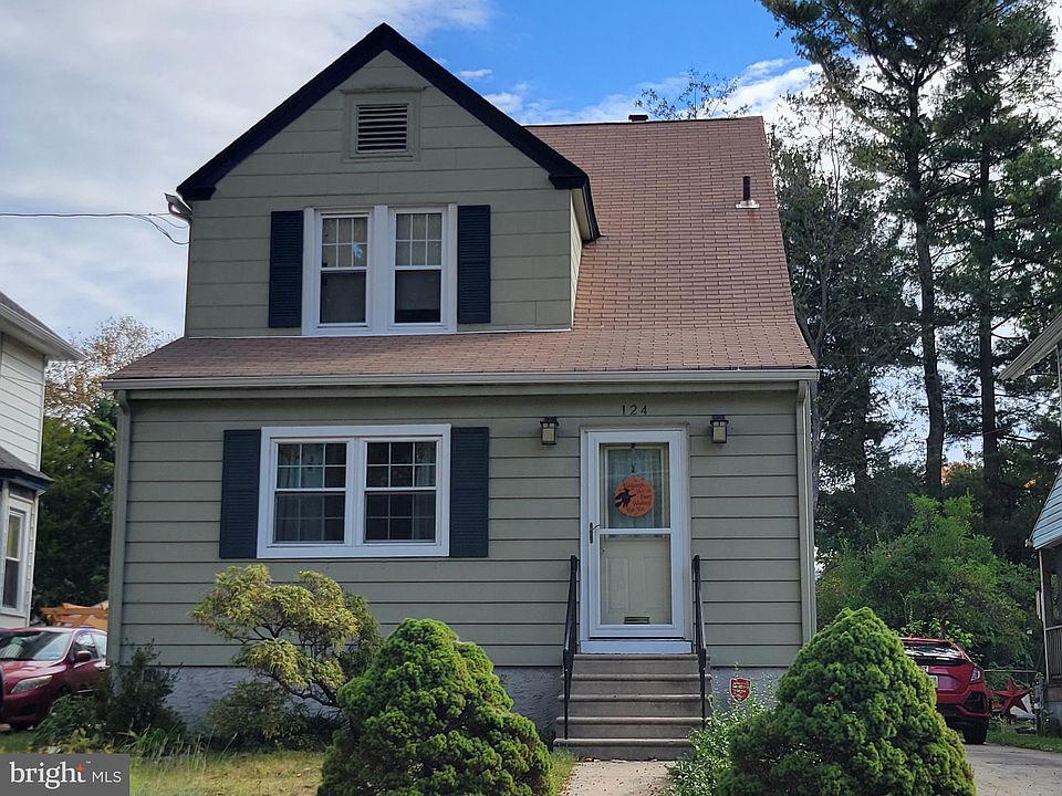 1st image of 124 Crestmont Ter