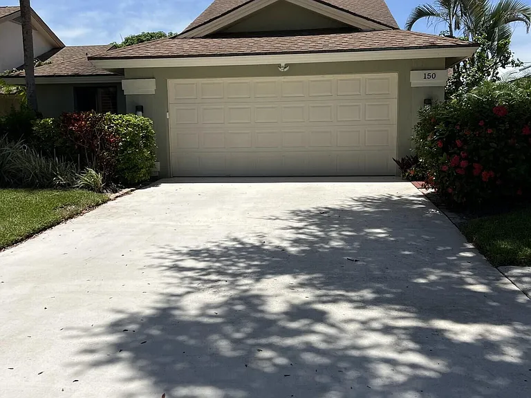 150 Cape Pointe Cir — Photo 2