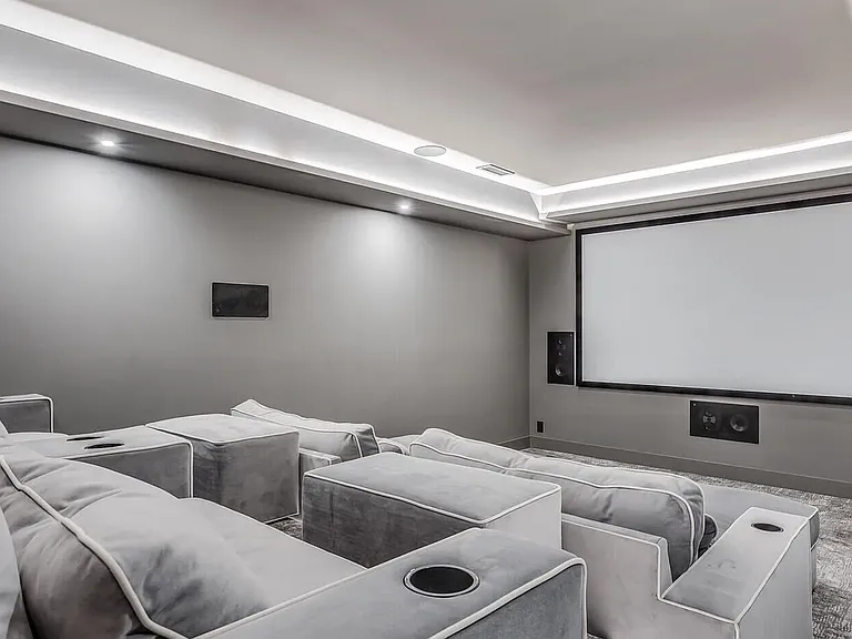 Custom Home Theatre