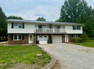 12056 Byers Ave NE, Hartville, OH 44632