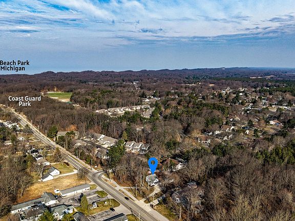 2nd image of 17839 N Shore Rd