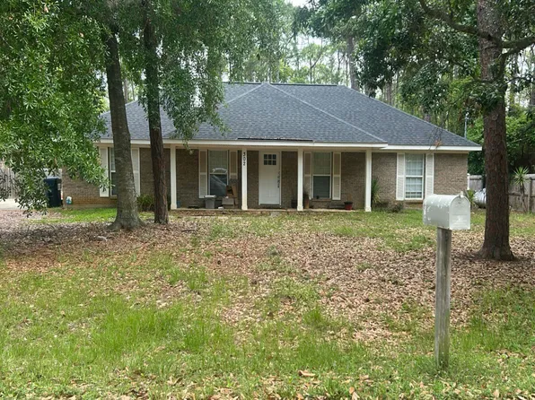 302 Apalache Ave, Dauphin Island, AL 36528