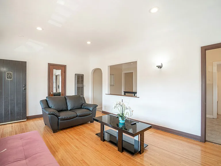 358 Orange Ave #360 — Photo 7