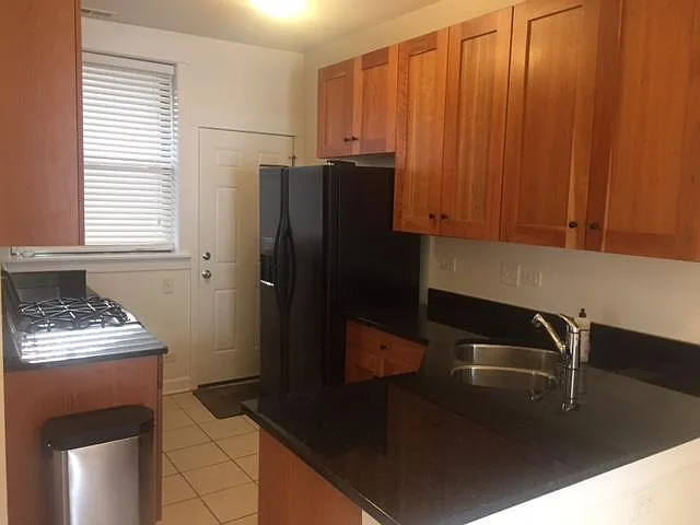 3056 W Sunnyside Ave #2 — Photo 8