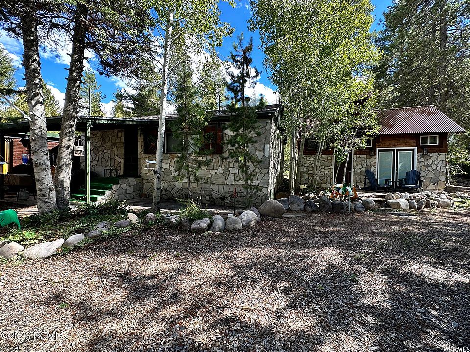 1st image of 3482 Riverview Cir
