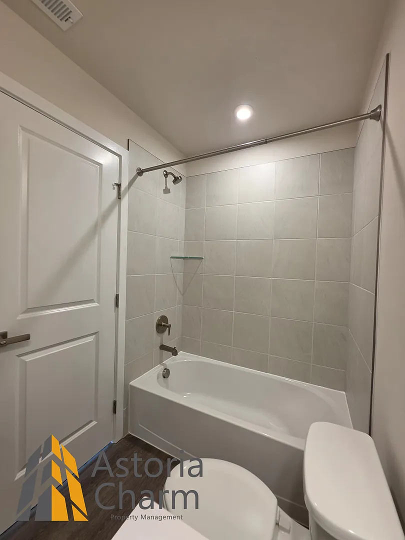 2928 Maisel St — Photo 1