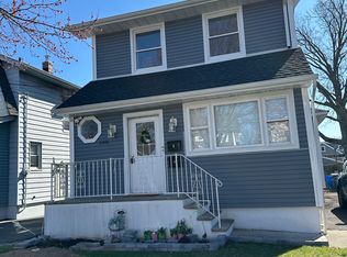 208 Page Ave FLOOR 2, Lyndhurst, NJ 07071