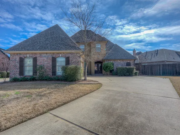 520 Falling Water Cir, Bossier City, LA 71112