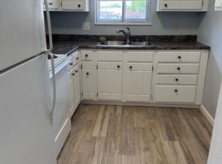 3924 Devonshire Ln APT 4, Pueblo, CO 81005
