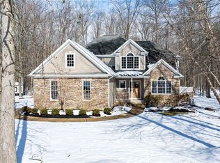 13537 Shirley Dr, Painesville, OH 44077