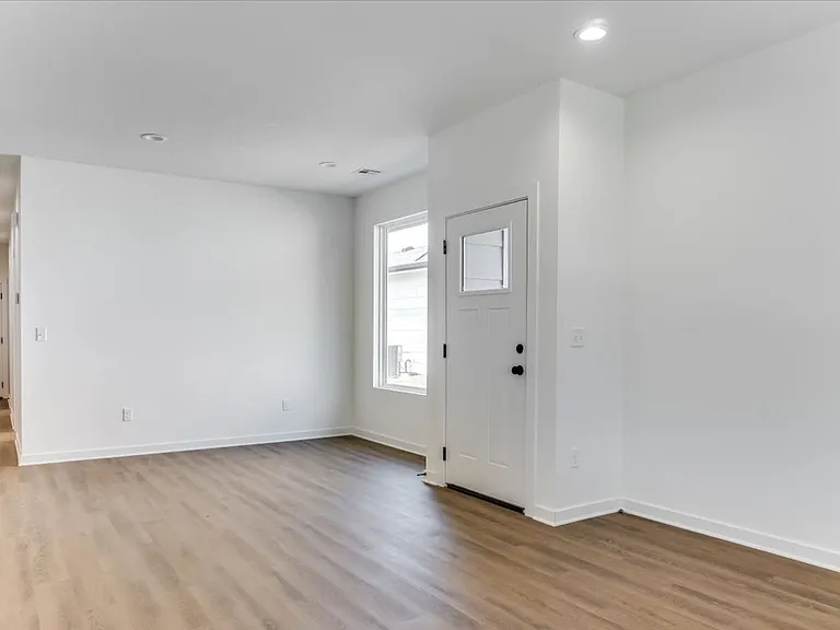 2704-100 S Zulu St — Photo 6