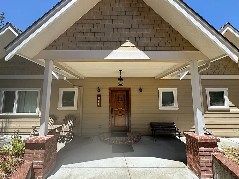 325 Vista Robles Dr — Photo 3