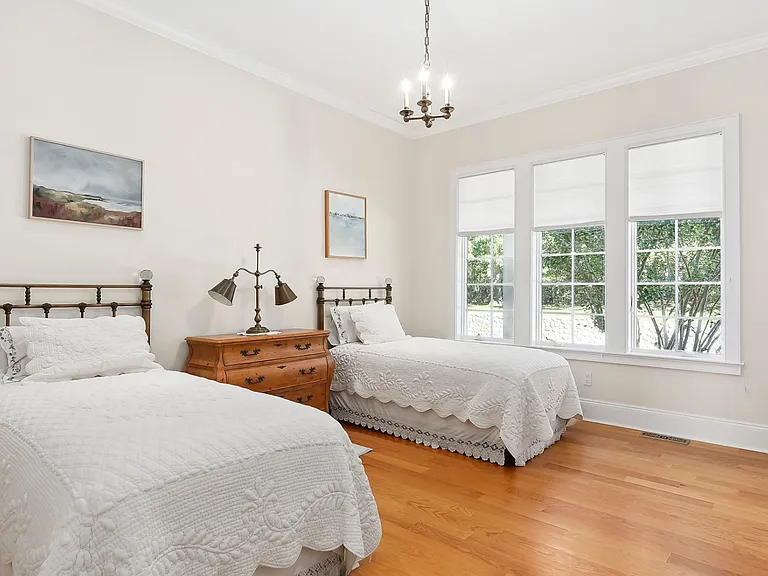 16 Wills Point Rd — Photo 22