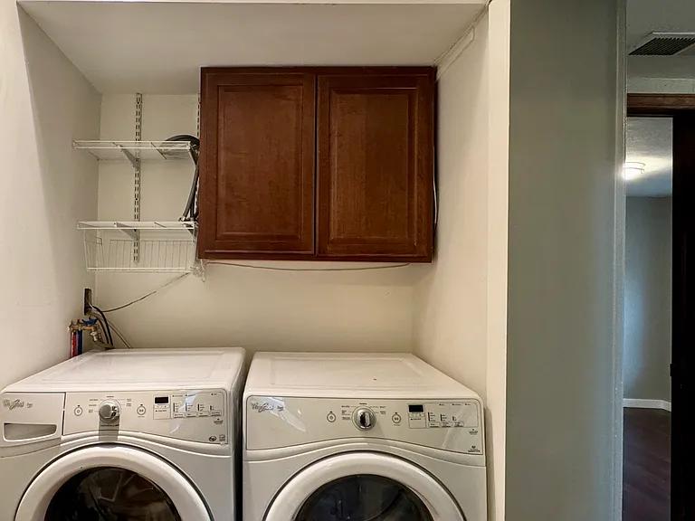 2910 Ivy St — Photo 15