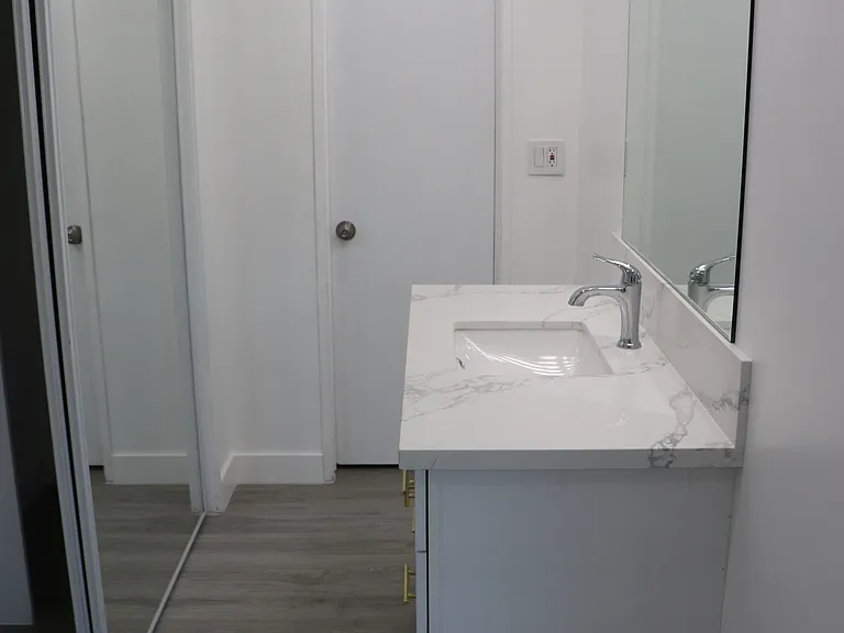 6104 Costello Ave #4 — Photo 5