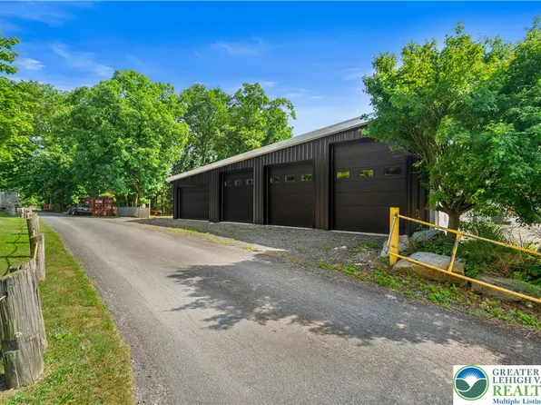 830 Fern St, Jim Thorpe, PA 18229