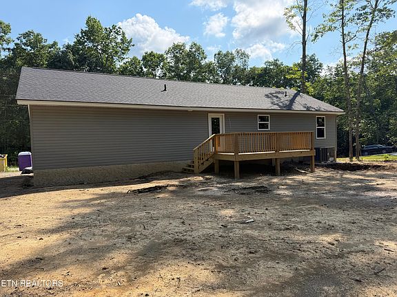 3rd image of 922 Kemah Ln