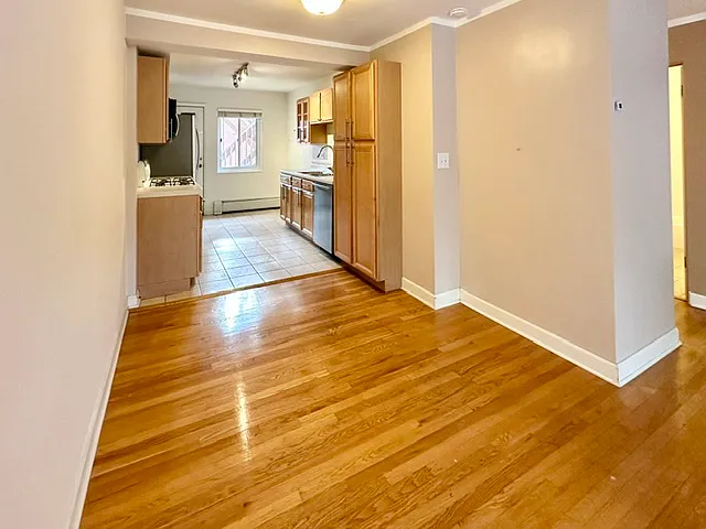 6350 N Ridgeway Ave #2S — Photo 10