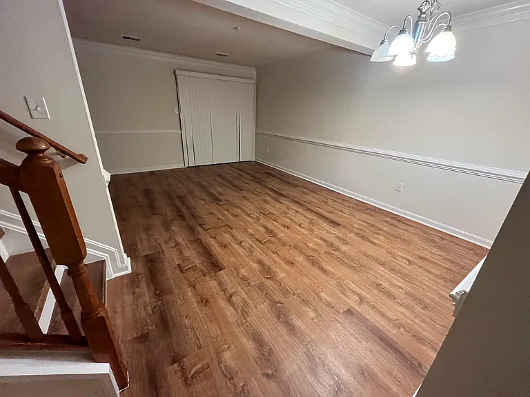 5670 Joseph Ct — Photo 12