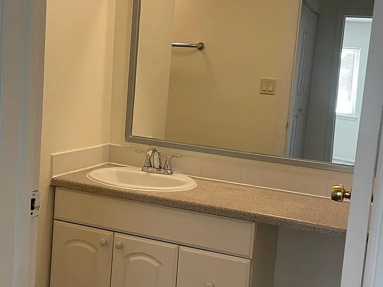 866 Crimson Ct #1-105 — Photo 15