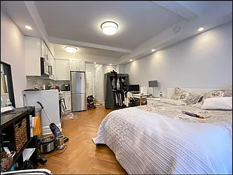 Rented by Bond New York