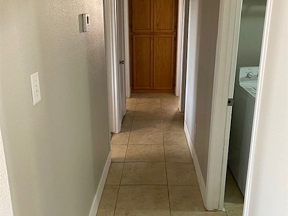 4th image of 3844 S Hinckley Dr