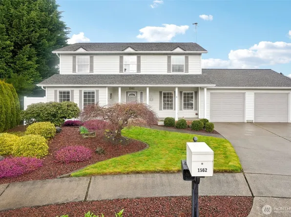 1562 Floral Court, Longview, WA 98632
