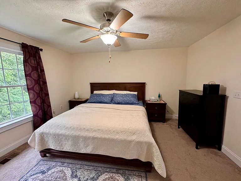 573 Spring Oaks Dr — Photo 10