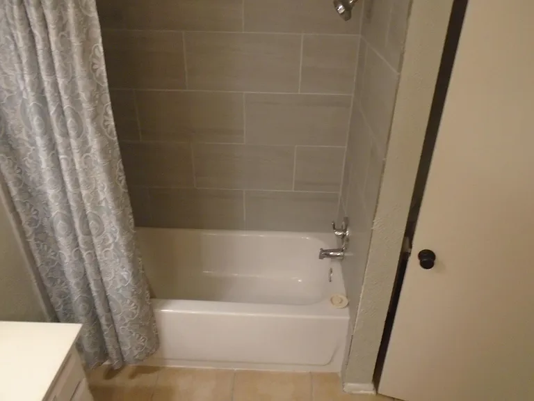 2207 McDowell Dr — Photo 13