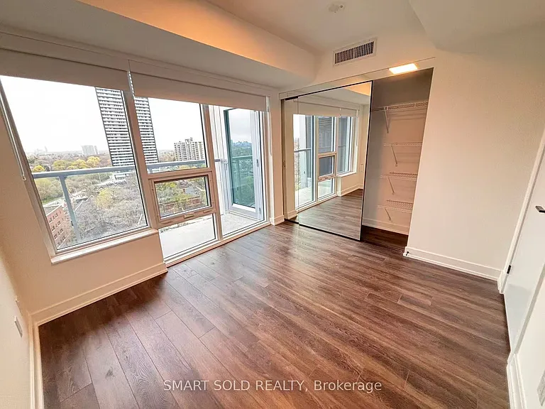 609 Sherbourne St #1208 — Photo 7