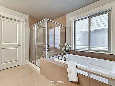 22798 SE 32nd St — Photo 25